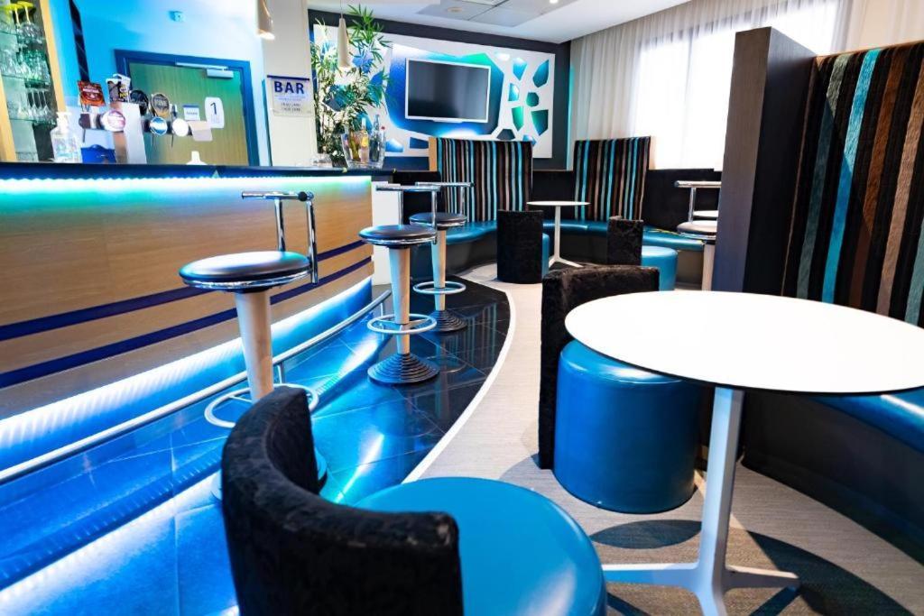 Eiffel Citea Access Dayroom Espace Paris Sans Nuitee Et Chambre Partagee Chatillon Nuitee -- Repos Journee Ou Espace Travail 8-19H Proche Tour Eiffel Ou Usage Bureau A L'Heure En Journee -- Nuitee Chatillon Avenue Paris Ngoại thất bức ảnh